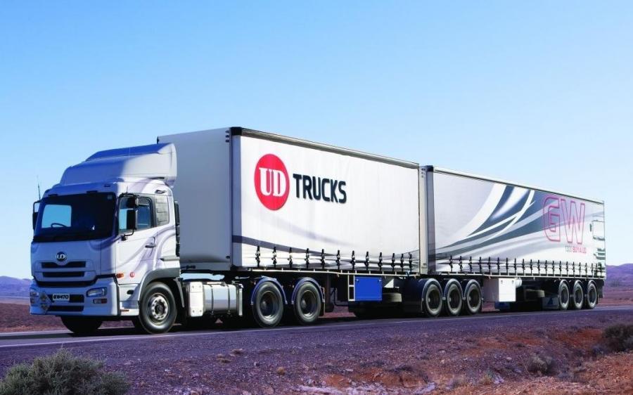 UD Trucks Quon GW Tractor '2010
